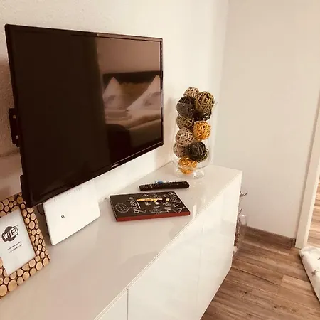 Wohnoffice Mit Uebernachtungsmoeglichkeit Kiba Manzell 27 Gemuetlich & Zentrumsnah Appartement *